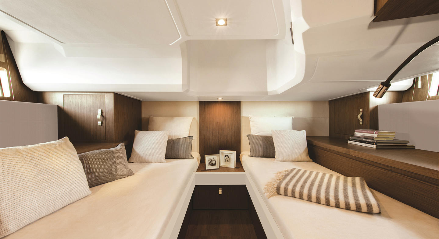 Gran Tursimo 40 Interior