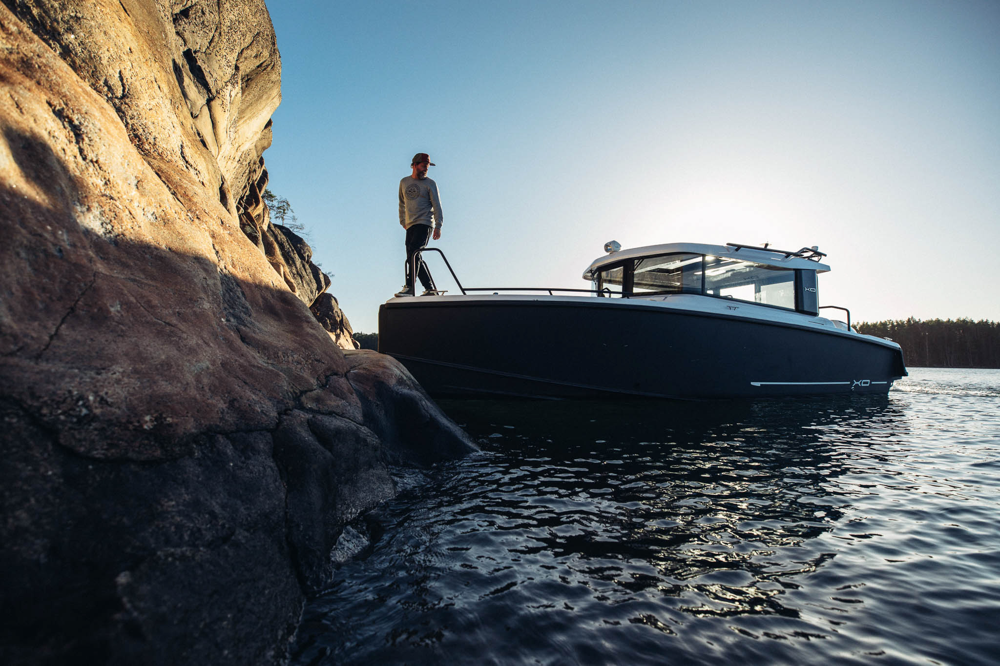 XO_Boats_EXPLR_Exterior_9-06